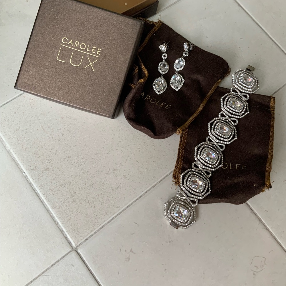 Earring and Bracelet set.